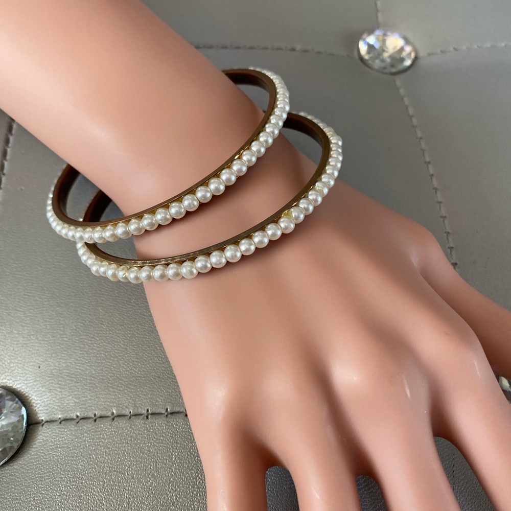 5 for $15! Victorian Pearl Bangle Bracelets